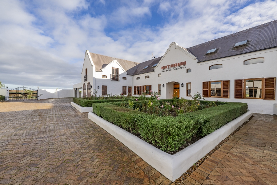 7 Bedroom Property for Sale in Stellenbosch Farms Western Cape